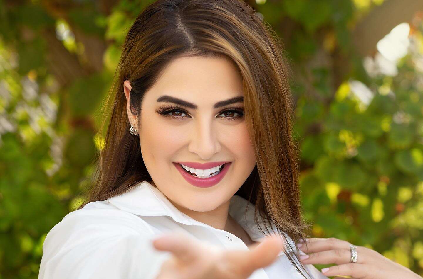 رؤى الصبان المذيعة الإماراتية رؤى الصبان (وكالات)