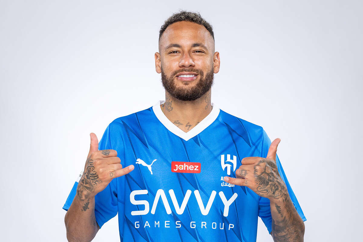نيمار12 البرازيلي نيمار لاعب الهلال السعودي (وكالات)