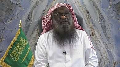 إمام الحرم السابق عادل الكلباني (وكالات)