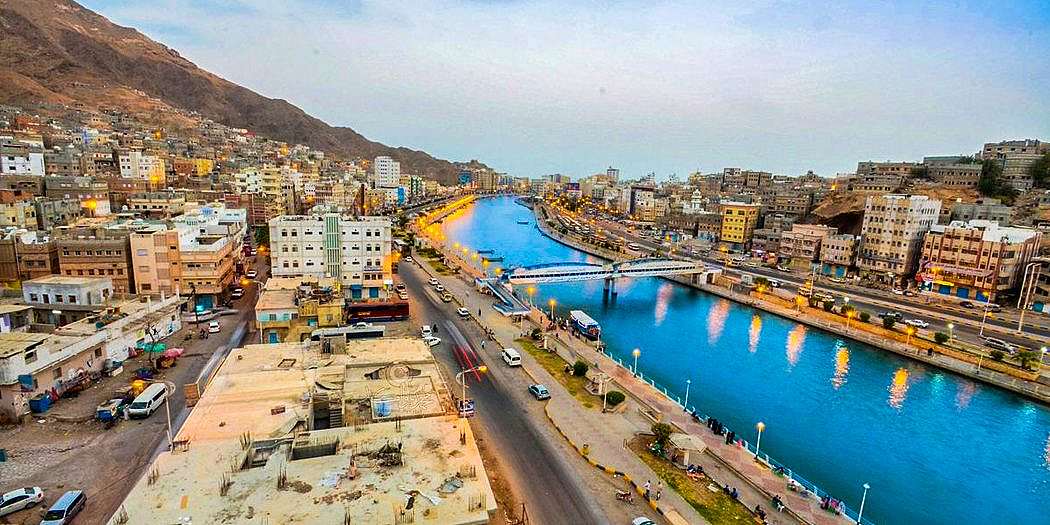 شرق اليمن يشتعل: أمريكا تحذر والإمارات في مرمى التهديد السعودي