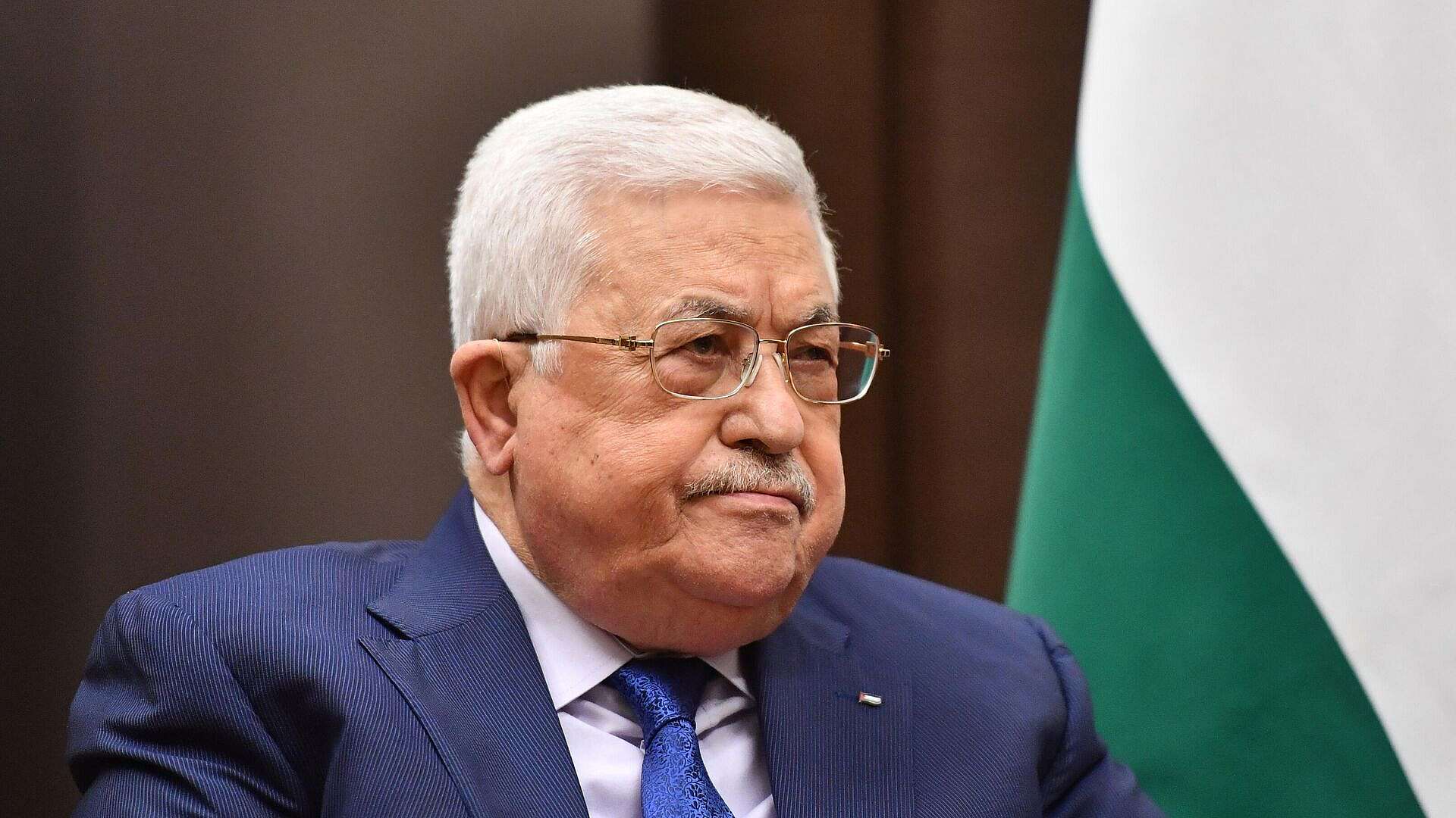 أول رد فعل من محمود عباس على تصريحات ترامب المثيرة حول غزة