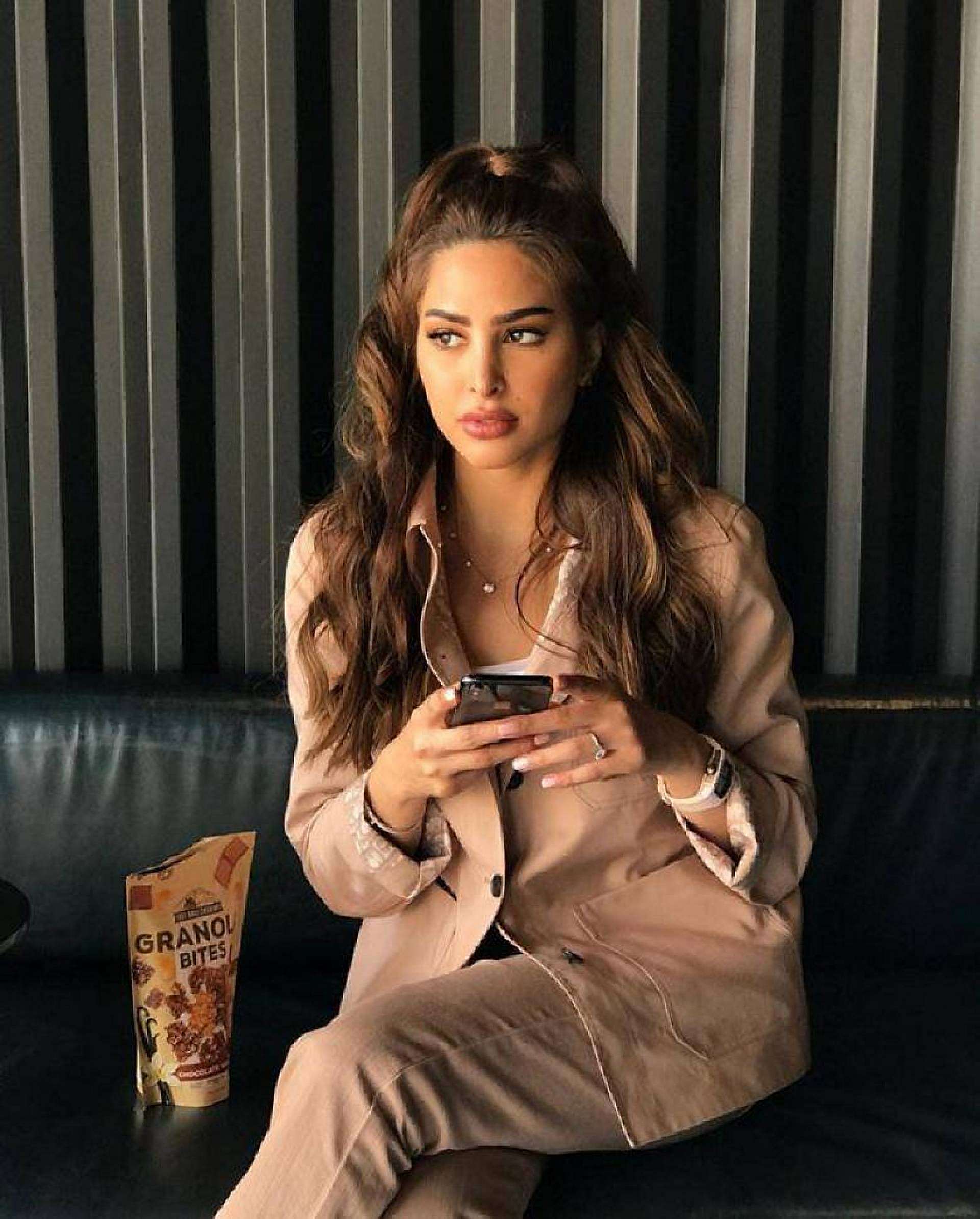 فوز الفهد1 المشهورة الكويتية فوز الفهد (منصات تواصل)