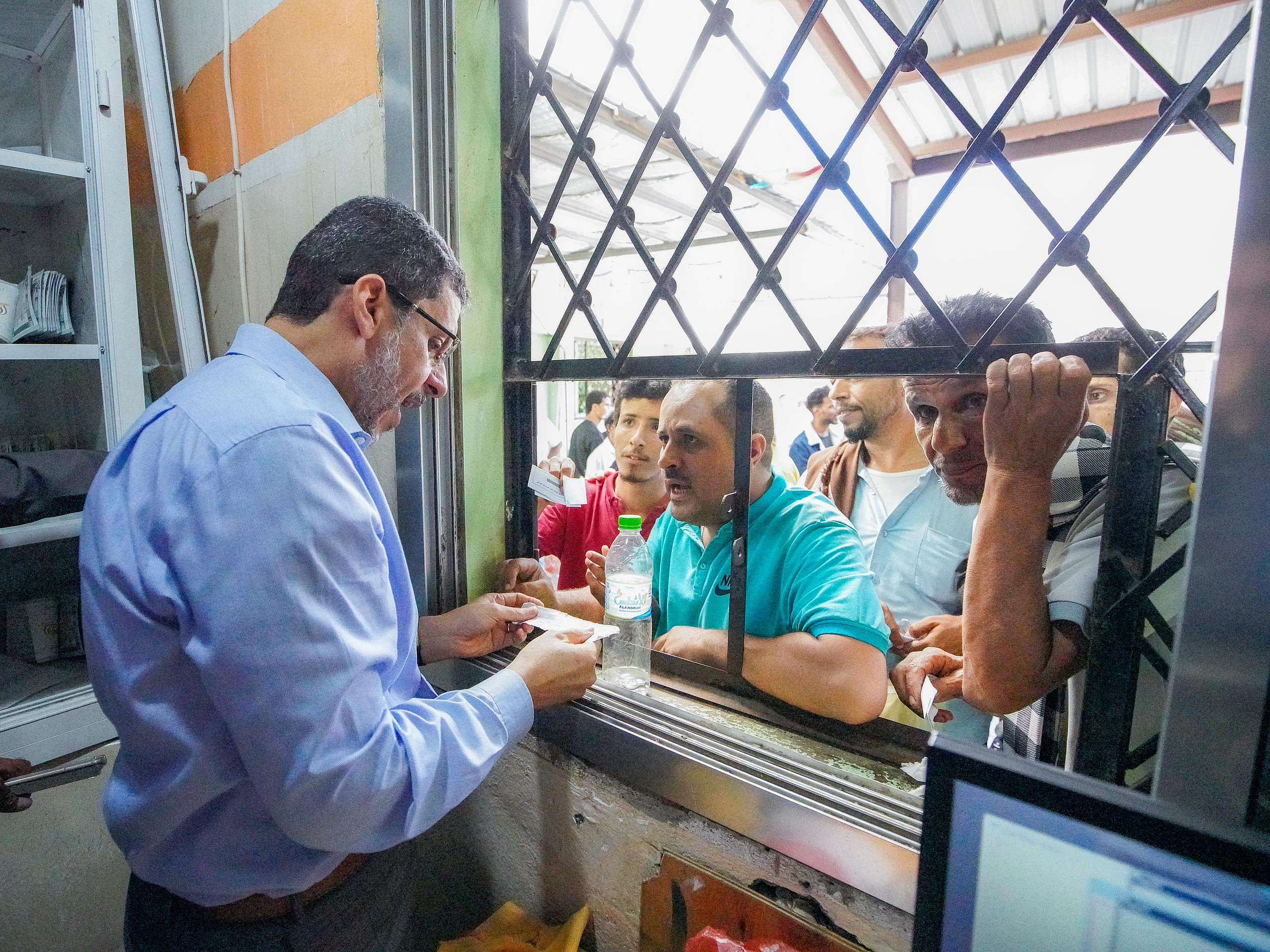 مبارك بن مبارك رئيس وزراء حكومة عدن (منصات تواصل)