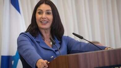 وزيرة المواصلات الإسرائيلية ميري ريغيف (وكالات)