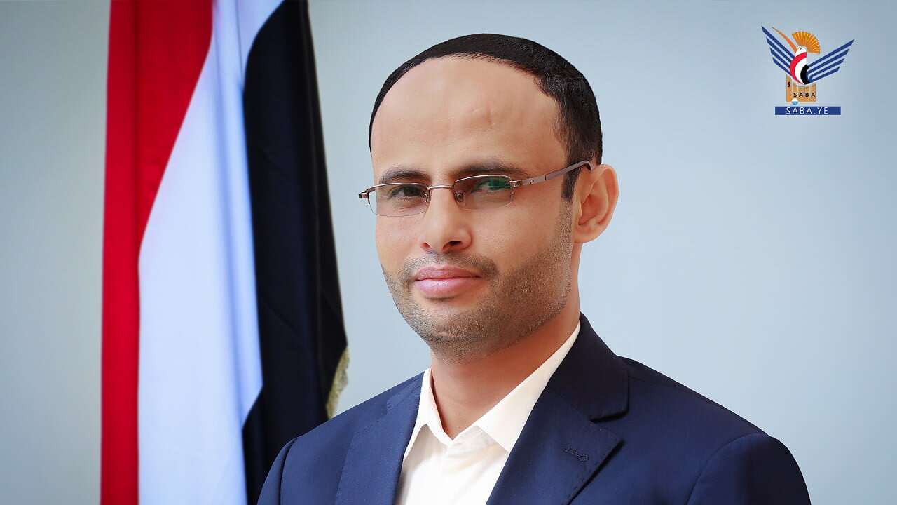 أول ظهور لمهدي المشاط بعد مزاعم إصابته بقصف أمريكي على صنعاء