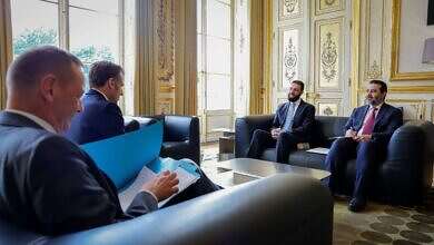 الرئيسان السوري والفرنسي (منصات تواصل)