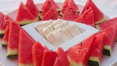 بطيخ وجبن (مواقع)